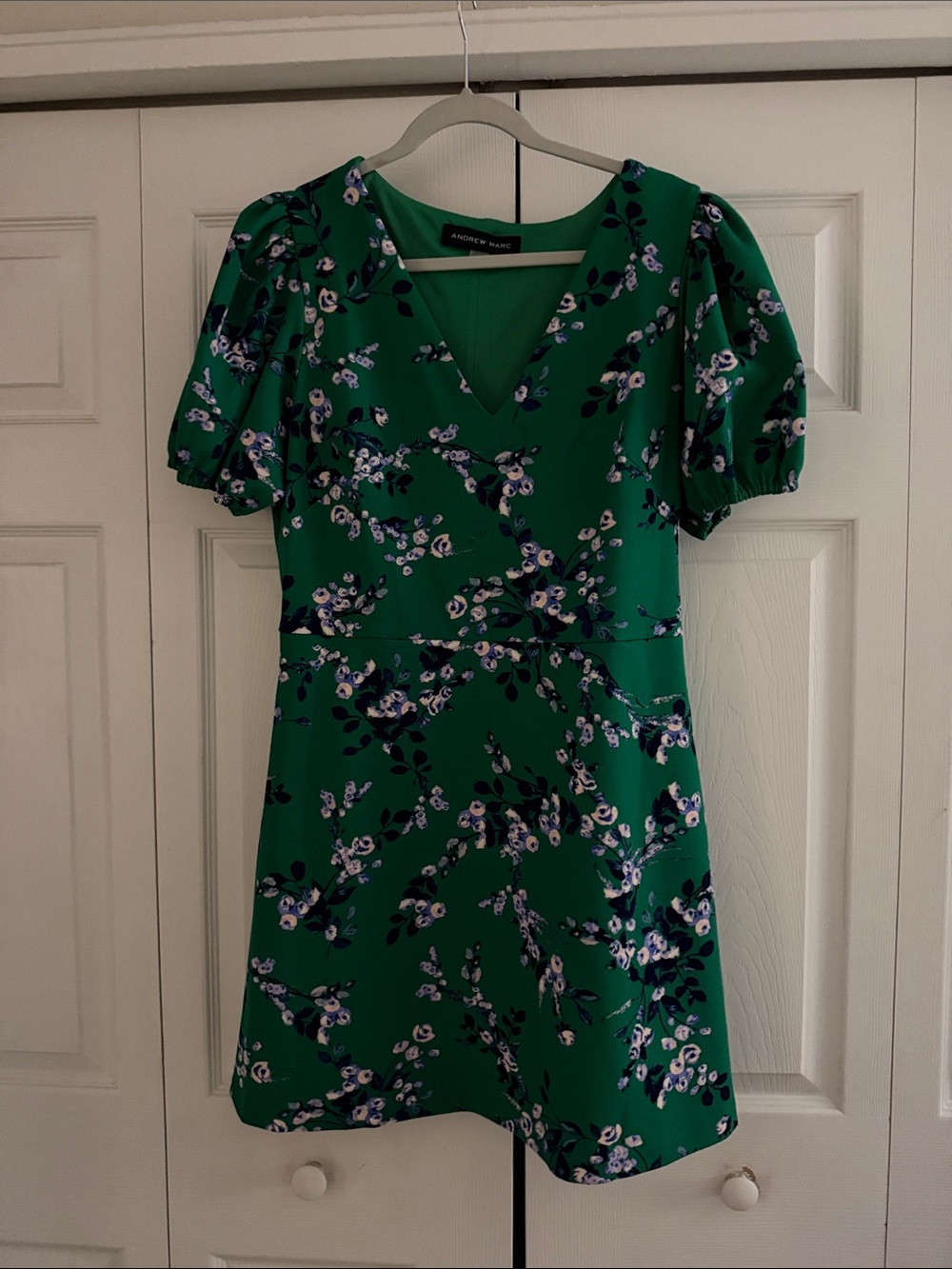 Andrew Marc Emerald Green Floral V-Neck Puff Sleeve Dress